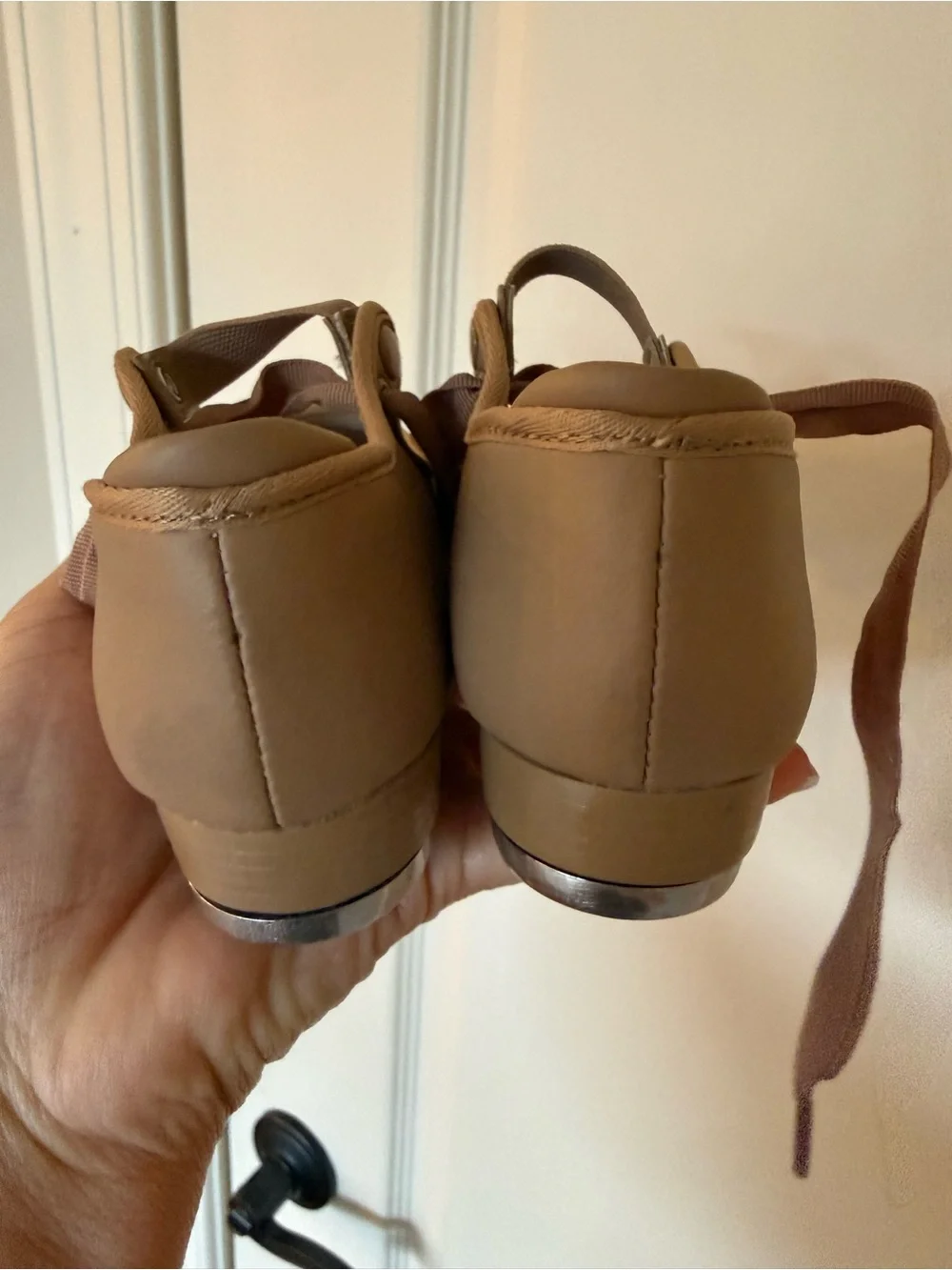 Capezio Girls Tan Tap Shoes Size 11M Excellent Condition